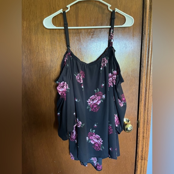 Black Floral Torrid Blouse Size 1 - Picture 3 of 3